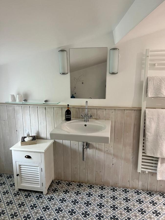 La Girarde Bed and Breakfast Saint-Quentin-de-Caplong Εξωτερικό φωτογραφία