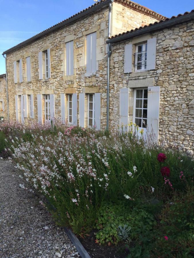 La Girarde Bed and Breakfast Saint-Quentin-de-Caplong Εξωτερικό φωτογραφία